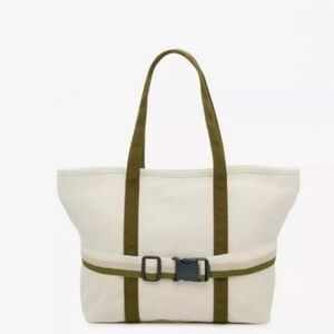 NEW DSW Exclusive Canvas Travel Bag/Band